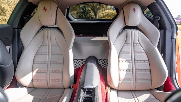 Used Ferrari 812 Superfast 2019 for sale - 75452886: Photo 11