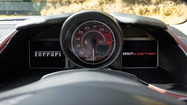 Used Ferrari 812 Superfast 2019 for sale - 75452886: Photo 14
