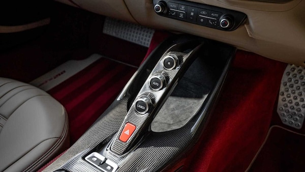 Used Ferrari 812 Superfast 2019 for sale - 75452886: Photo 15