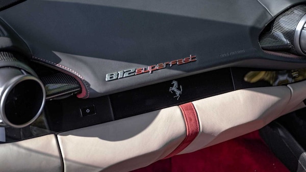 Used Ferrari 812 Superfast 2019 for sale - 75452886: Photo 16