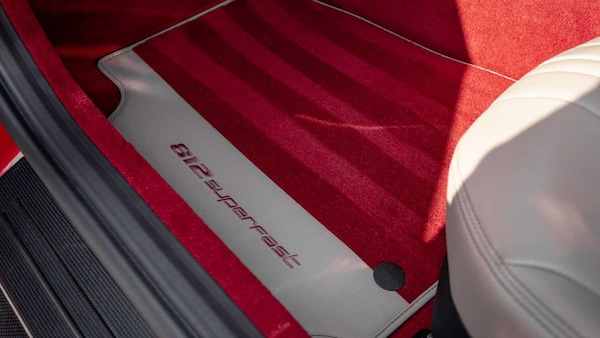 Used Ferrari 812 Superfast 2019 for sale - 75452886: Photo 18