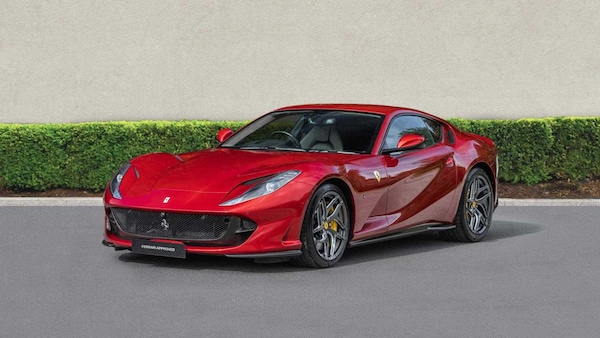 Used Ferrari 812 Superfast 2019 for sale - 75452886: Photo 2