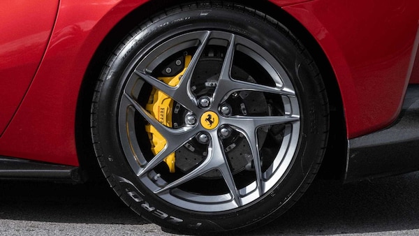 Used Ferrari 812 Superfast 2019 for sale - 75452886: Photo 30