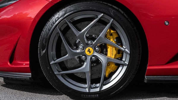 Used Ferrari 812 Superfast 2019 for sale - 75452886: Photo 31