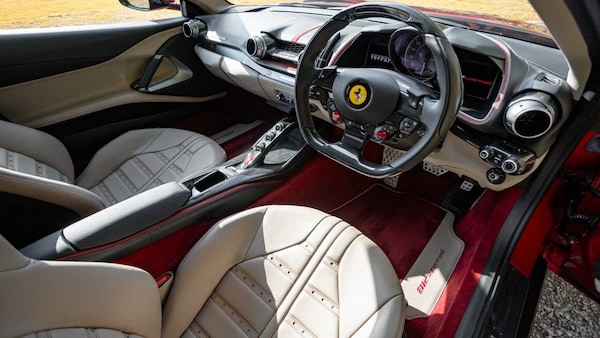 Used Ferrari 812 Superfast 2019 for sale - 75452886: Photo 9