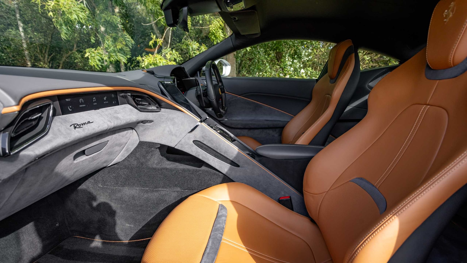 Used Ferrari Roma 2021 for sale - 76540783: Photo 12