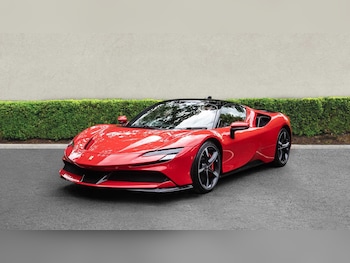 Used Ferrari SF90 Stradale 2021 for sale - 75747940: Photo