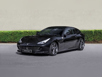 Used Ferrari GTC4Lusso 2017 for sale - 75747877: Photo