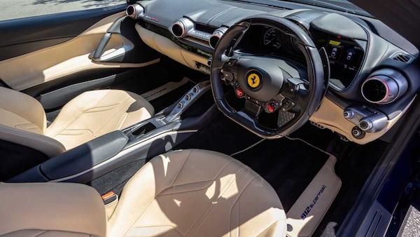 Used Ferrari 812 Superfast 2018 for sale - 75216943: Photo 10