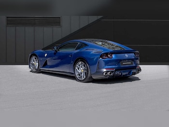 Used Ferrari 812 Superfast 2018 for sale - 75216943: Photo