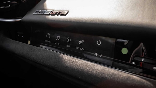 Used Ferrari 296 GTB 2023 for sale - 75218286: Photo 11