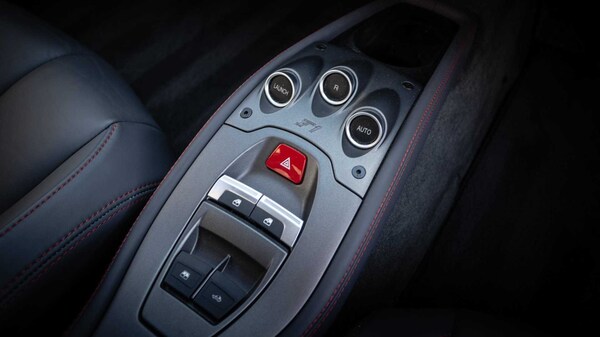 Used Ferrari 296 GTB 2023 for sale - 75218286: Photo 12
