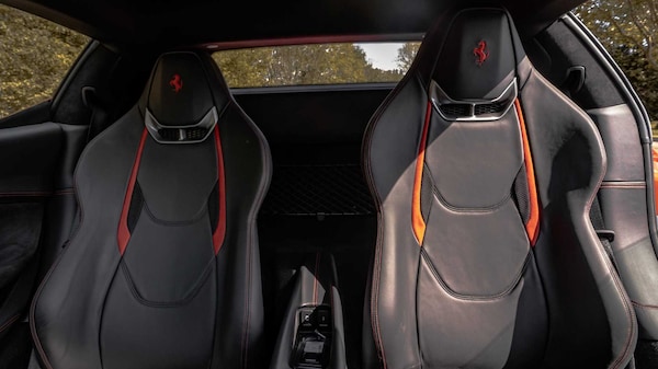 Used Ferrari 296 GTB 2023 for sale - 75218286: Photo 5