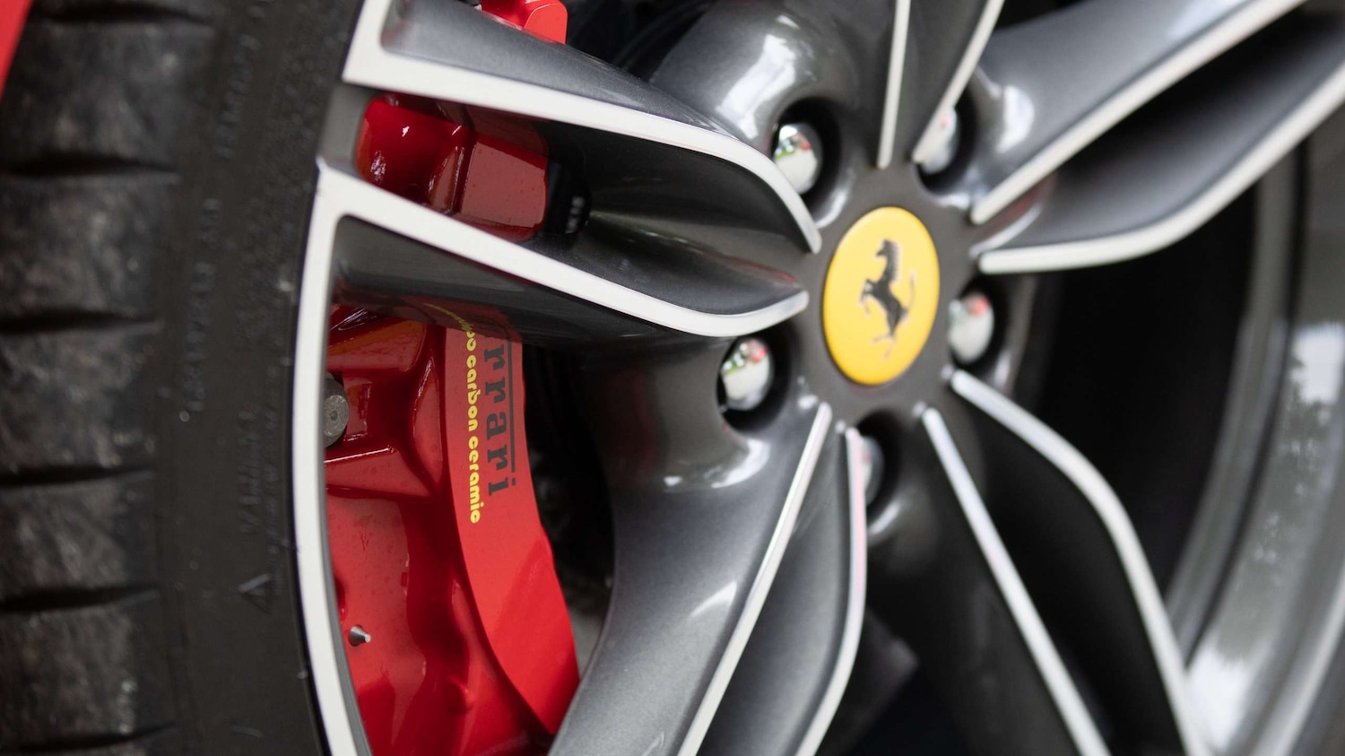 Used Ferrari Roma 2021 for sale - 77373715: Photo 29