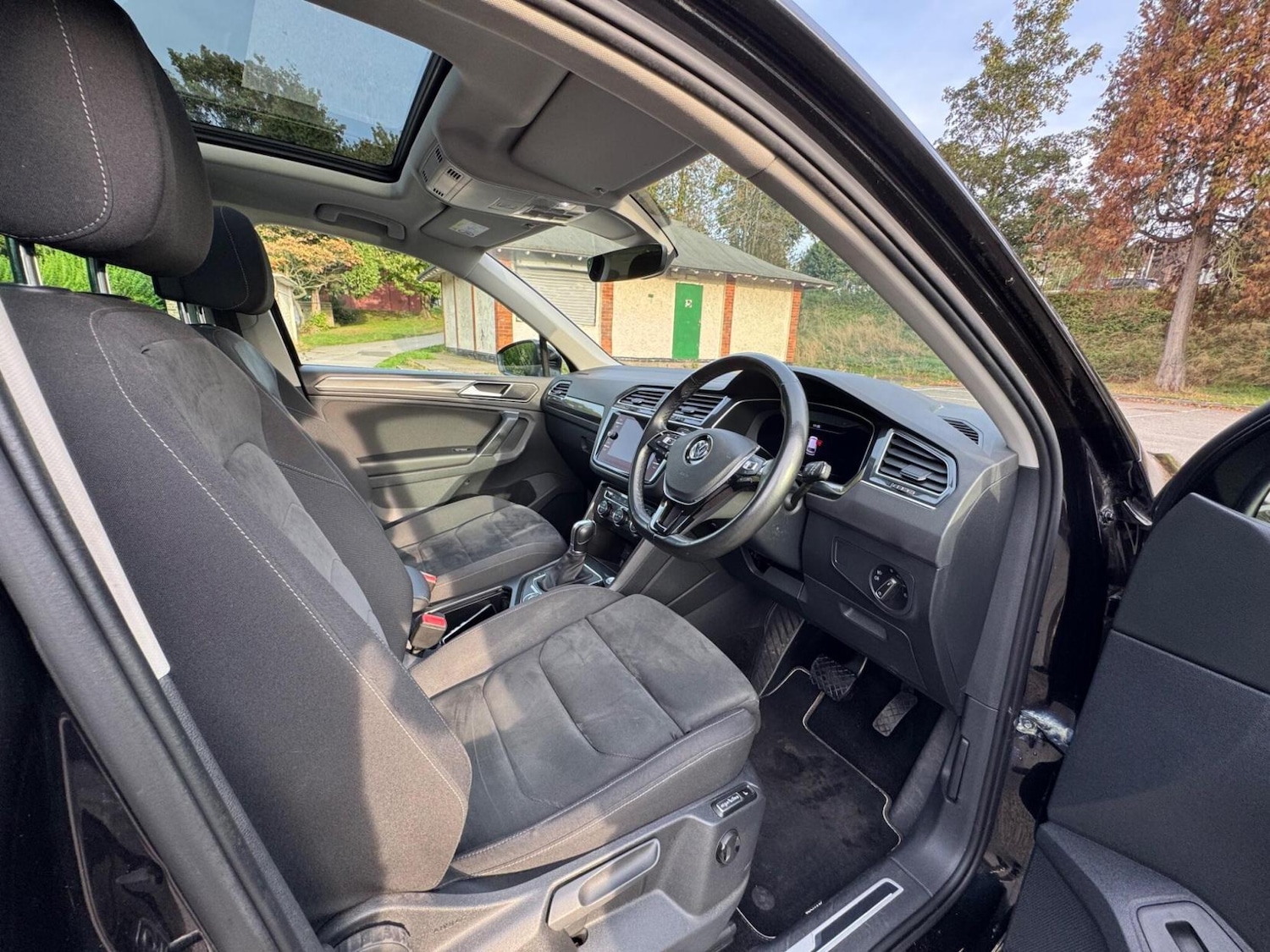 Used Volkswagen Tiguan for sale - 77343907: Photo 14