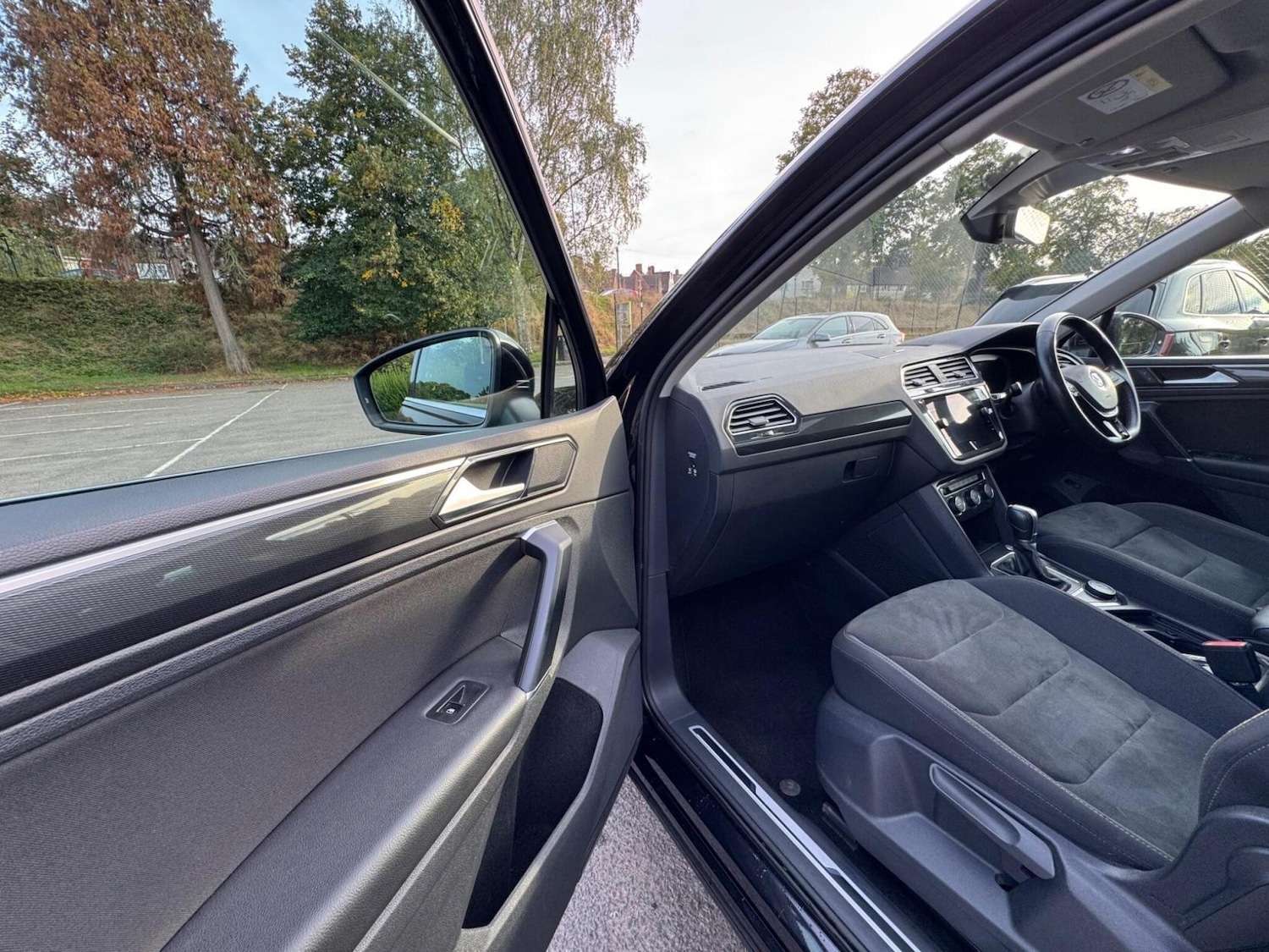 Used Volkswagen Tiguan for sale - 77343907: Photo 18