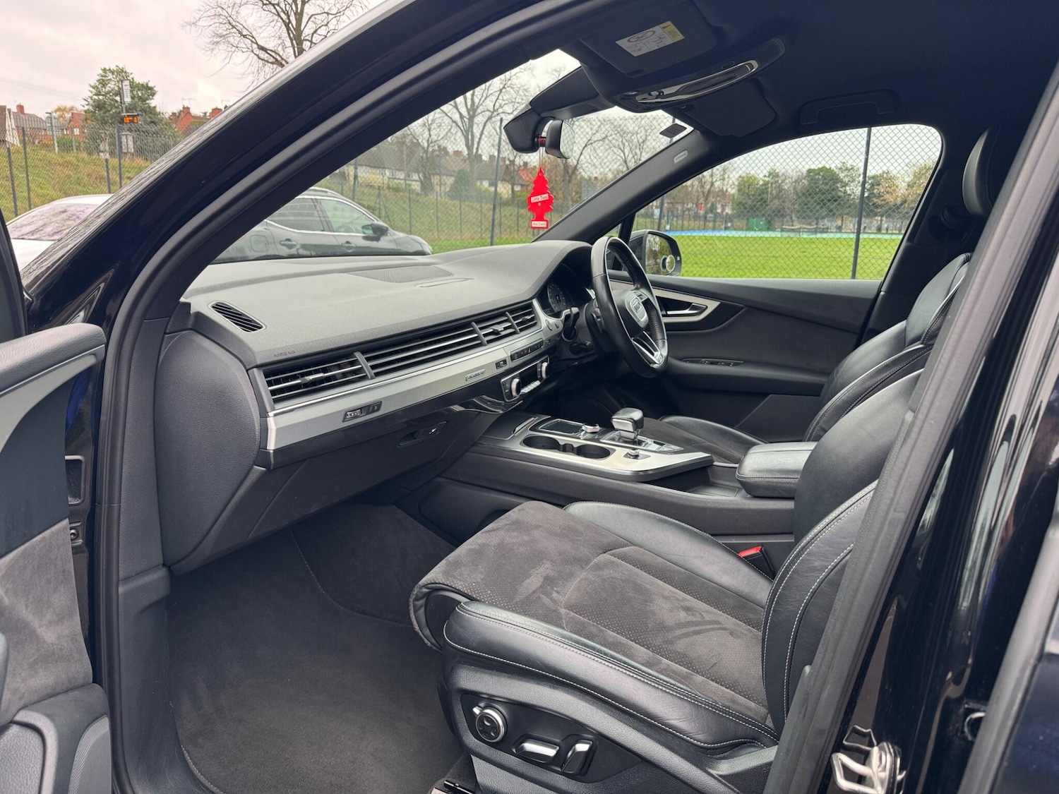 Used Audi Q7 2016 for sale - 77344270: Photo 38