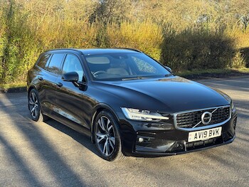 Used Volvo V60 2019 for sale - 77345358: Photo