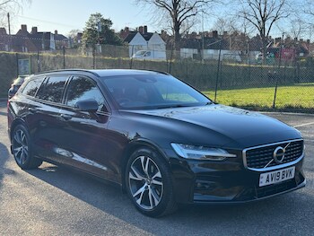 Used Volvo V60 2019 for sale - 77345358: Photo