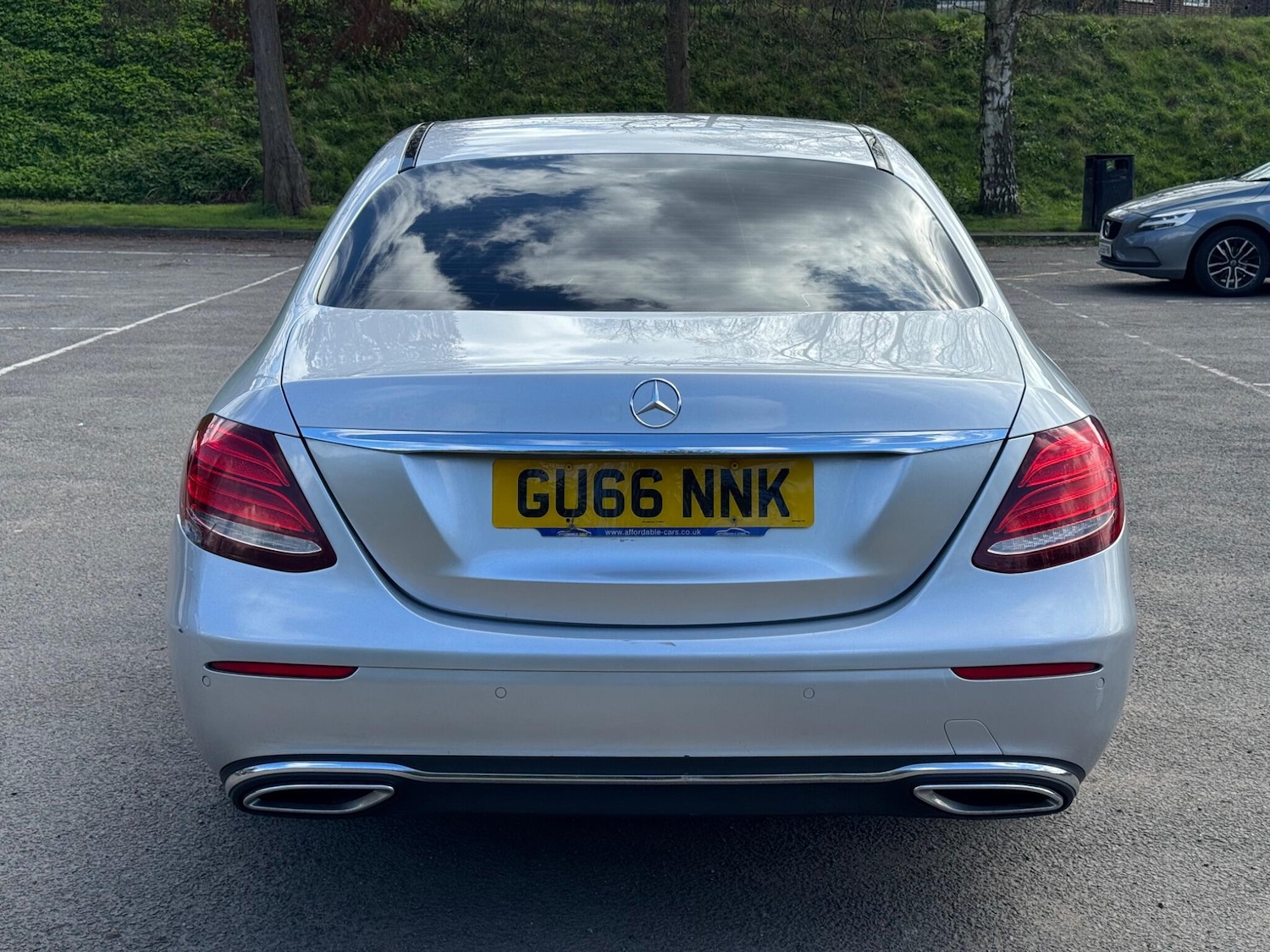 Used Mercedes-Benz E Class for sale - 78147928: Photo 5