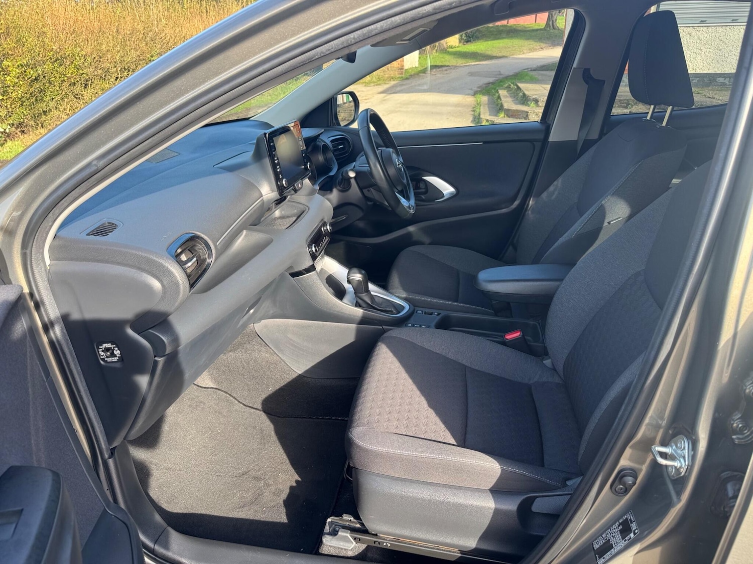 Used Toyota Yaris for sale - 77753375: Photo 14