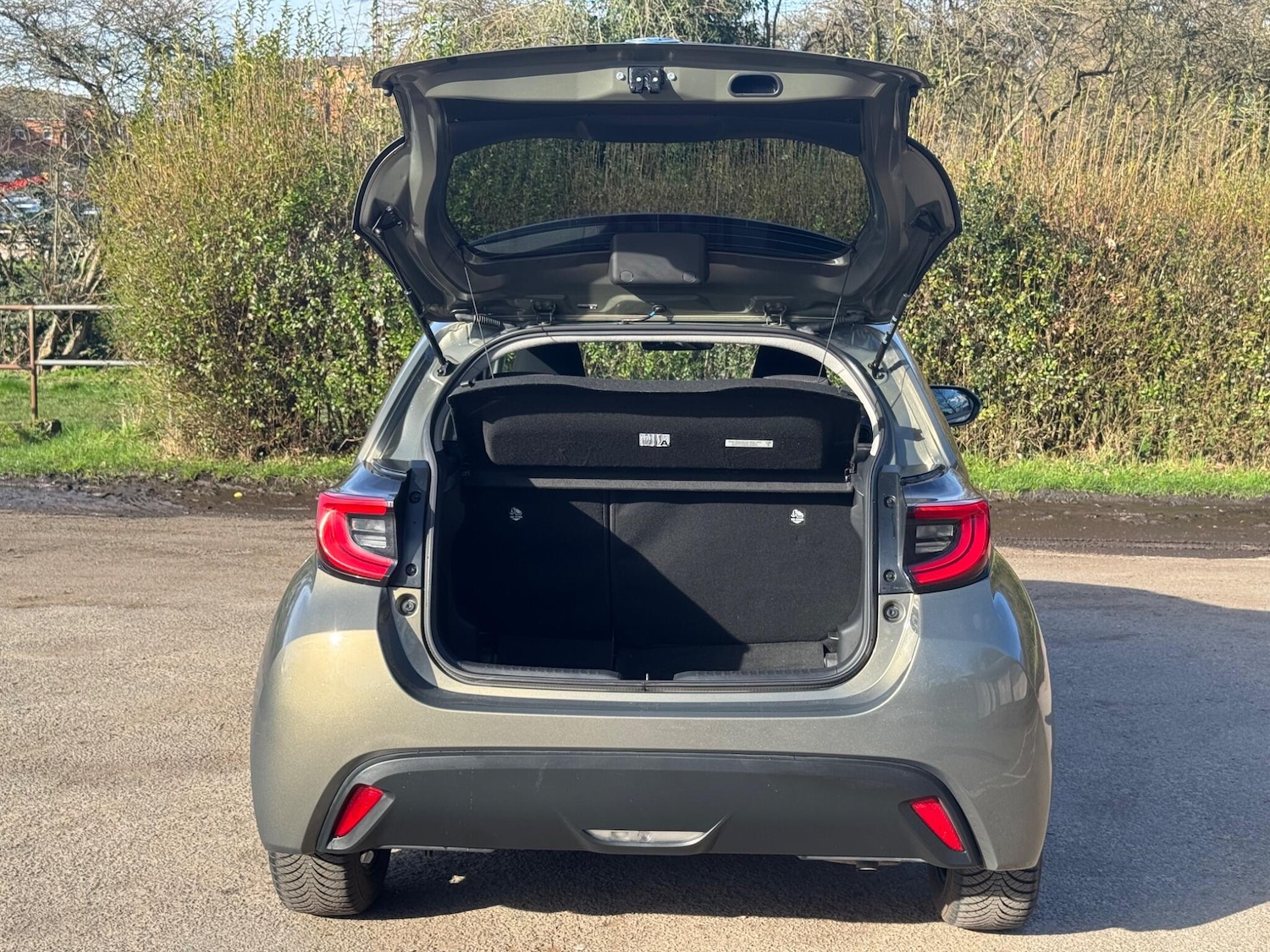 Used Toyota Yaris for sale - 77753375: Photo 19