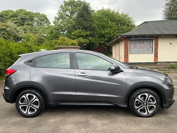 Used Honda HR-V 2017 for sale - 78596410: Photo