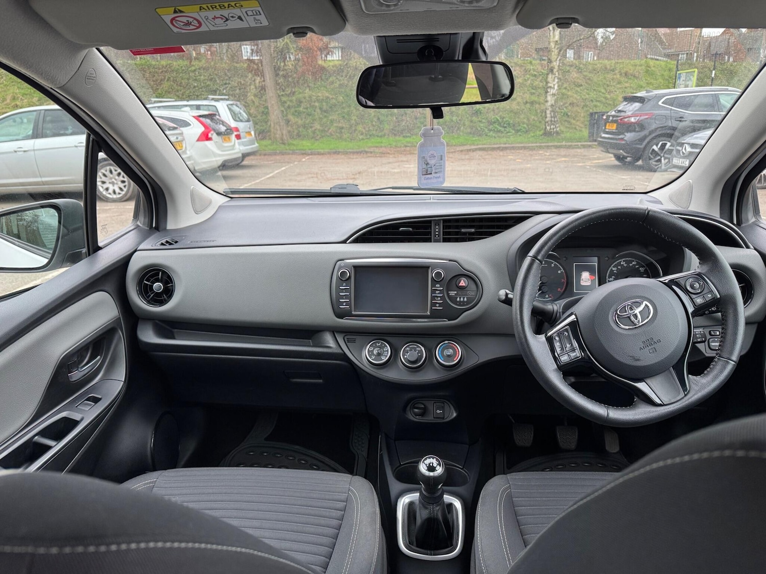 Used Toyota Yaris 2019 for sale - 77683660: Photo 16