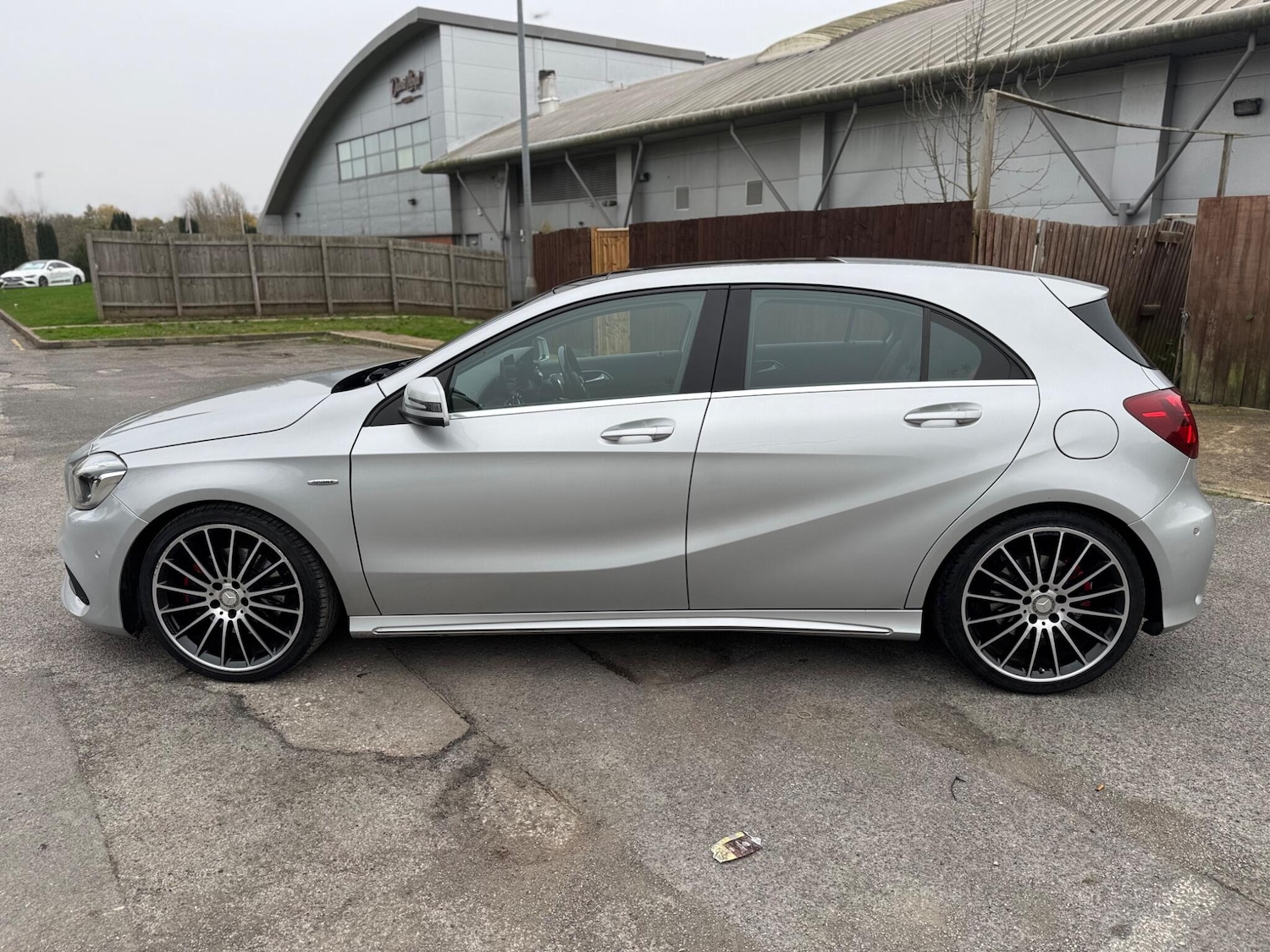 Used Mercedes-Benz A-Class 2017 for sale - 77343742: Photo 3
