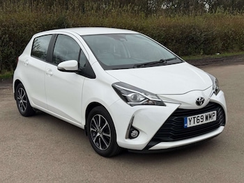 Used Toyota Yaris 2019 for sale - 78596412: Photo