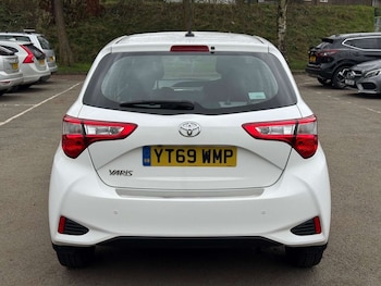 Used Toyota Yaris 2019 for sale - 78596412: Photo