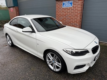 Used BMW 2 Series 2014 for sale - 76545508: Photo