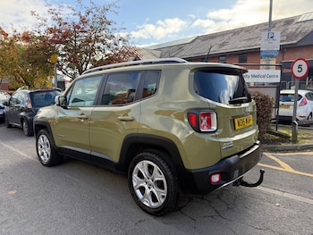 Used Jeep Renegade 2015 for sale - 76334874: Photo
