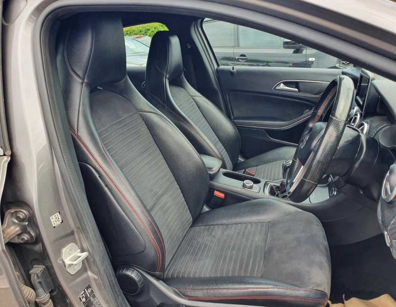 Used Mercedes-Benz A-Class 2014 for sale - 77028271: Photo 6