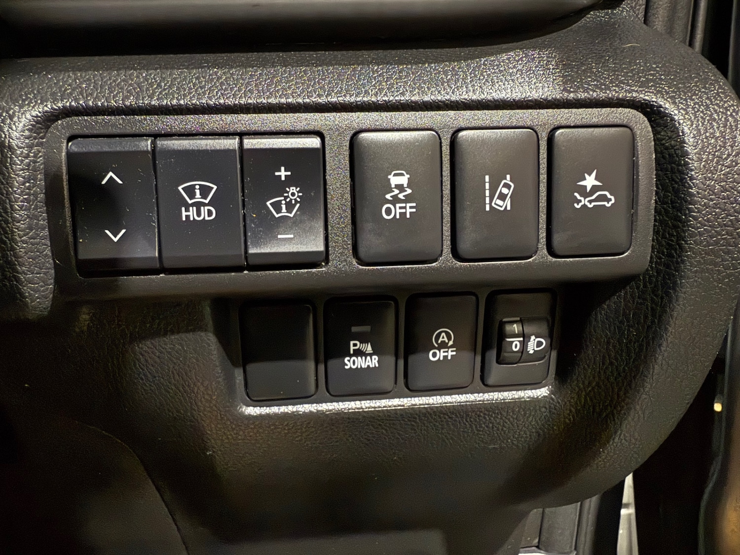 Used Mitsubishi Eclipse Cross 2018 for sale - 76170415: Photo 10