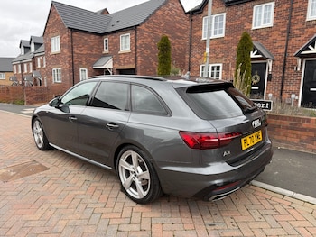 Used Audi A4 2020 for sale - 77052292: Photo