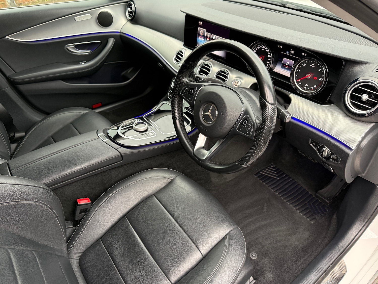 Used Mercedes-Benz E Class 2017 for sale - 76931053: Photo 7