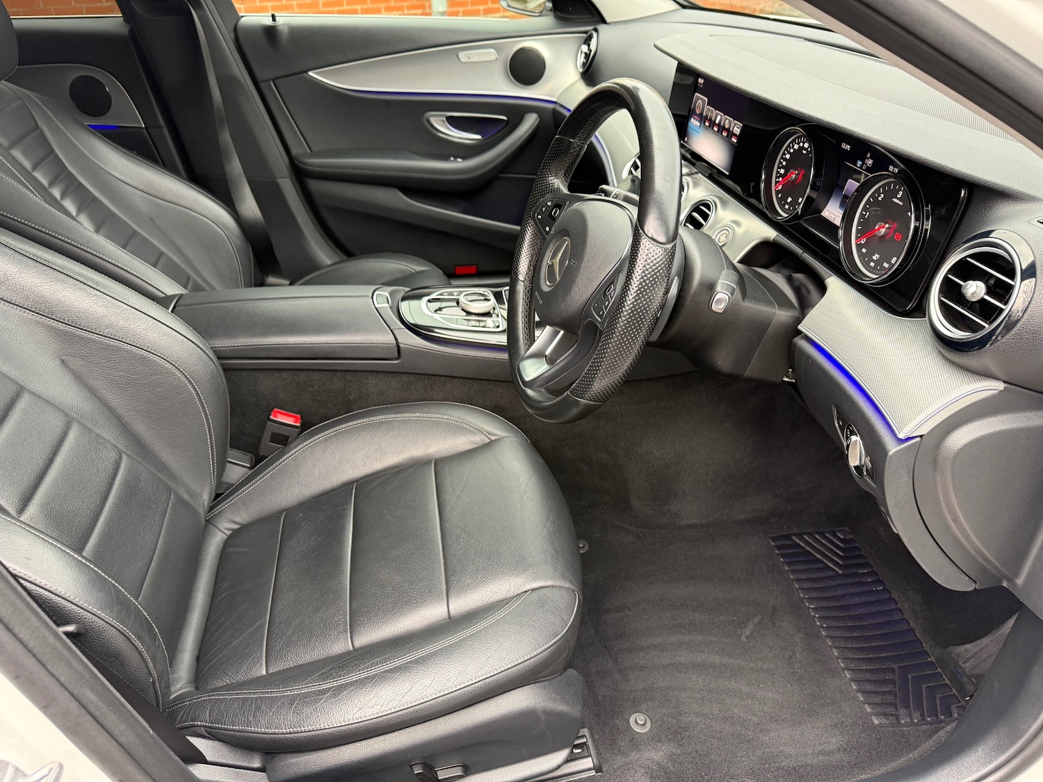 Used Mercedes-Benz E Class 2017 for sale - 76931053: Photo 8