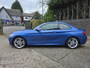 Used BMW 2 Series 2014 for sale - 77199200: Photo
