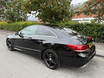 Used Mercedes-Benz E Class 2014 for sale - 79310540: Photo