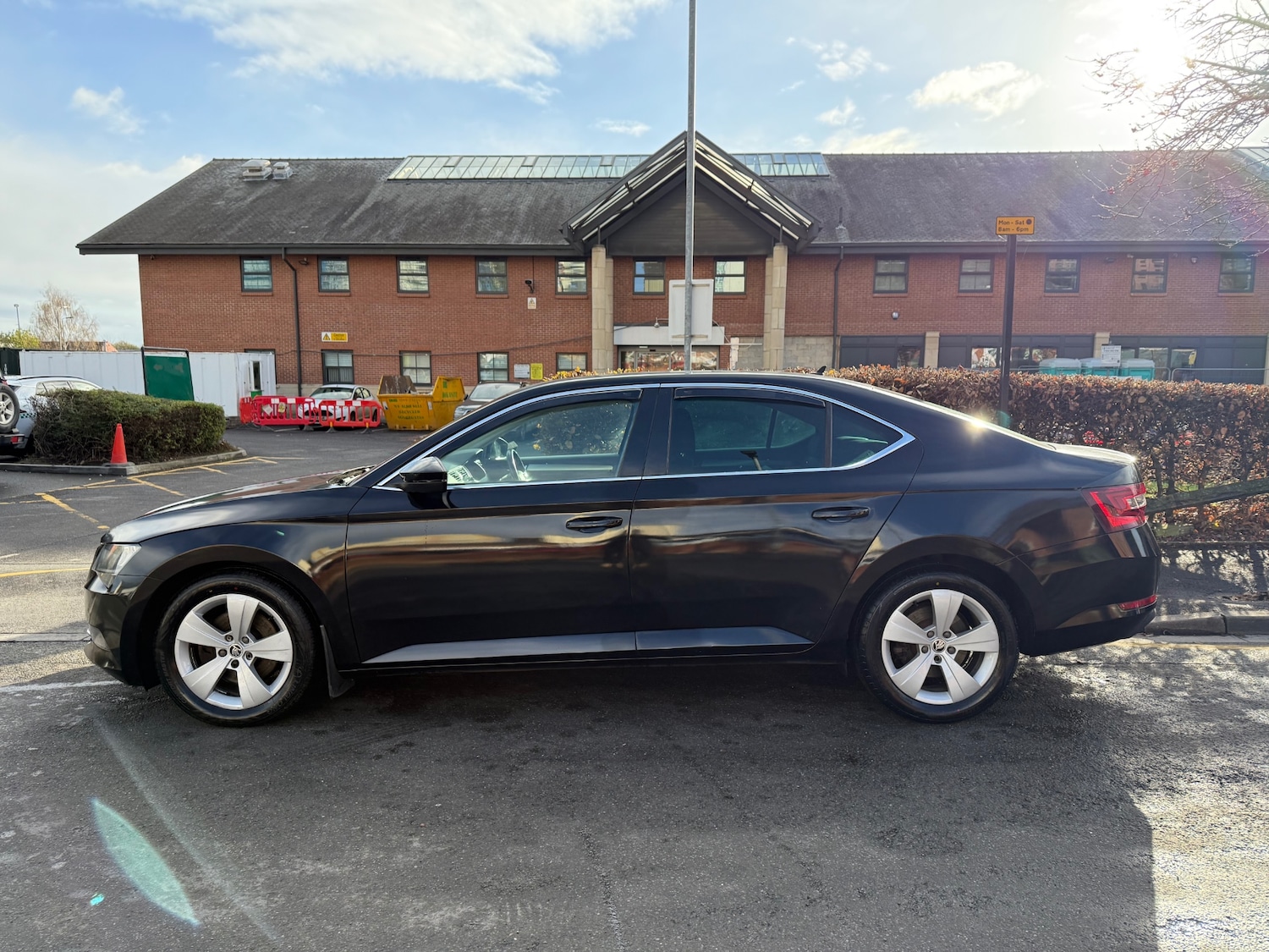 Used Skoda Superb 2016 for sale - 76615953: Photo 5