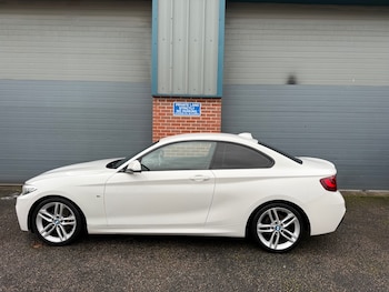 Used BMW 2 Series 2014 for sale - 77421186: Photo