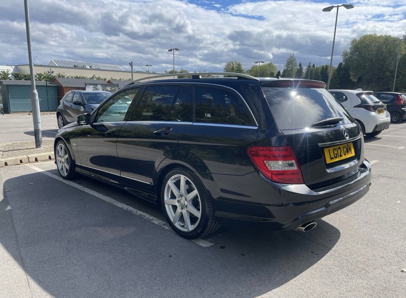 Used Mercedes-Benz C Class 2012 for sale - 76853956: Photo 3