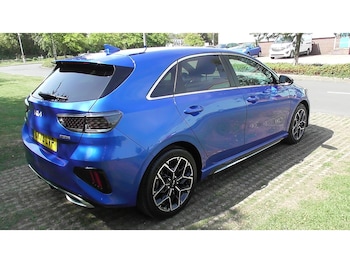 Used Kia Ceed 2024 for sale - 76047115: Photo