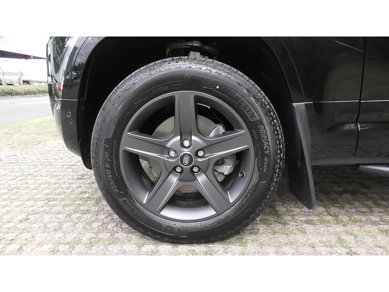 Used Land Rover Defender 90 2025 for sale - 76047114: Photo 8