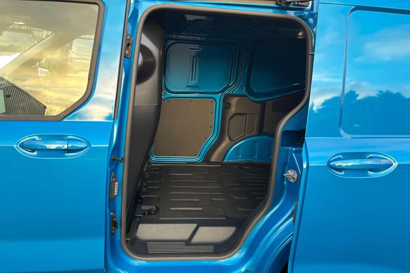 Used Ford E-Transit Courier for sale - 77176386: Photo 11