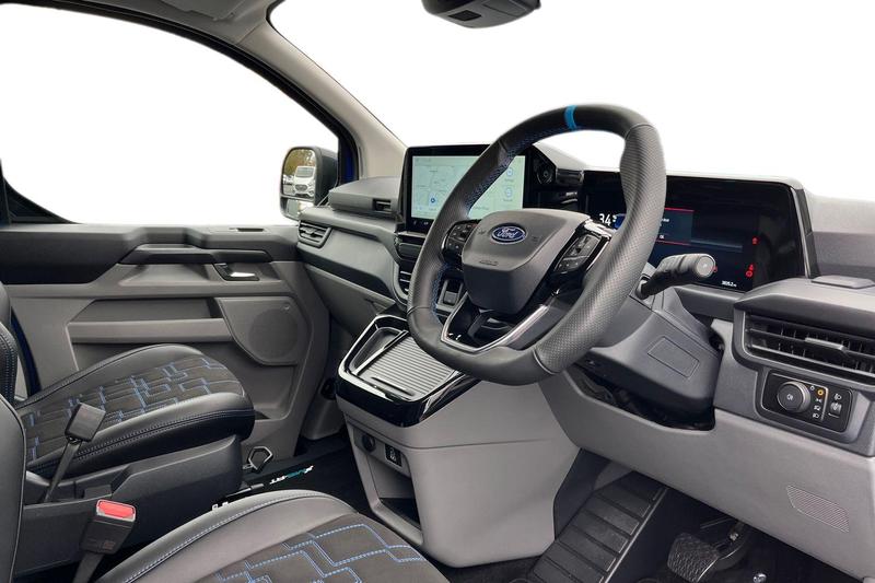 Used Ford E-Transit 2025 for sale - 76302799: Photo 14