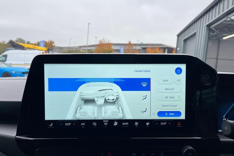 Used Ford E-Transit 2025 for sale - 76302799: Photo 19