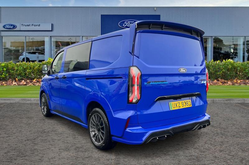 Used Ford E-Transit 2025 for sale - 76302799: Photo 2