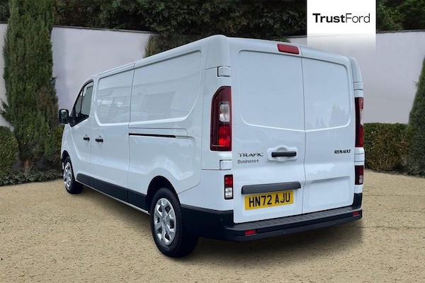 Used Renault Trafic 2023 for sale - 76131555: Photo 2
